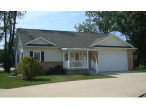 2240 Fairfield Blvd, Plymouth, IN 46563 photo 1