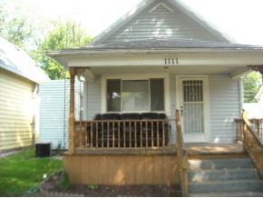 1111 Monroe St, Rochester, IN 46975 photo 1