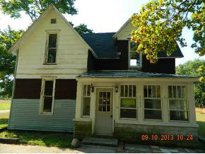 2957 Center St, Tippecanoe, IN 46570 photo 1