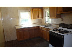102 N 3rd St, Plymouth, IN 46563 photo 5