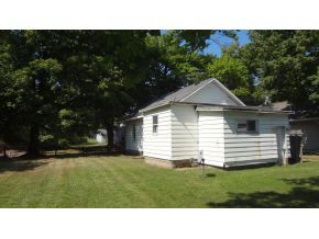 102 N 3rd St, Plymouth, IN 46563 photo 2