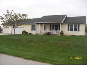 10802 Cardinal Cir, Plymouth, IN 46563 photo 1