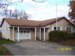 340 W Plum St, Argos, IN 46501 photo 1