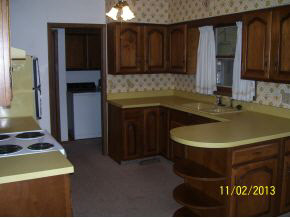 340 W Plum St, Argos, IN 46501 photo 3