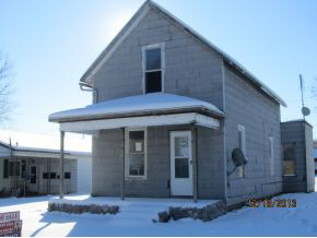 305 E Aurora St, Kewanna, IN 46939 photo 1