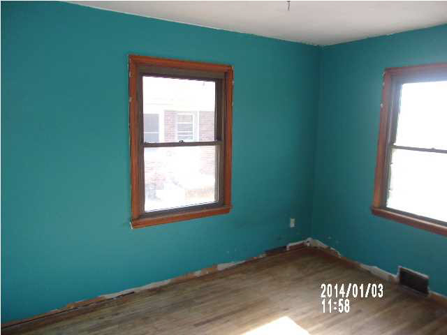 2904 W Delaware St, Evansville, IN 47720 photo 6