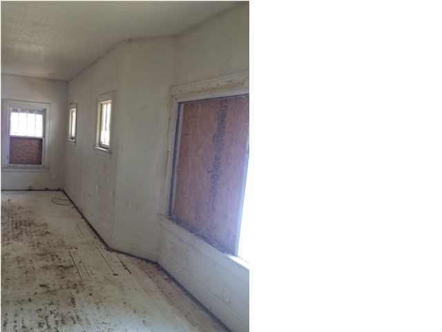 421 Richardt Ave, Evansville, IN 47711 photo 5