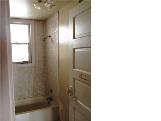 1807 Stringtown Rd, Evansville, IN 47711 photo 6