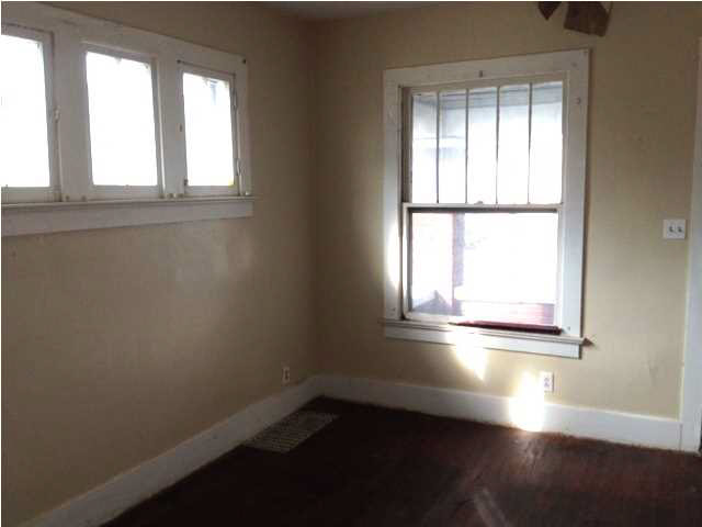1807 Stringtown Rd, Evansville, IN 47711 photo 4