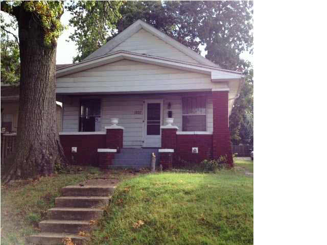 1807 Stringtown Rd, Evansville, IN 47711 photo 1