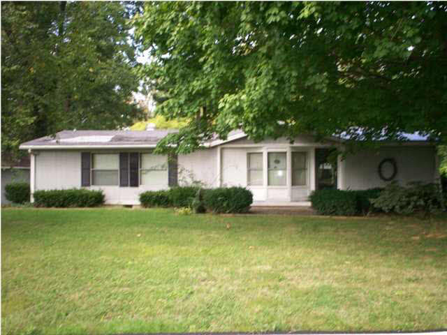 6804 W North St, Owensville, IN 47665 photo 1
