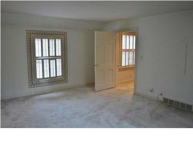 4003 Fairfax Rd, Evansville, IN 47710 photo 9