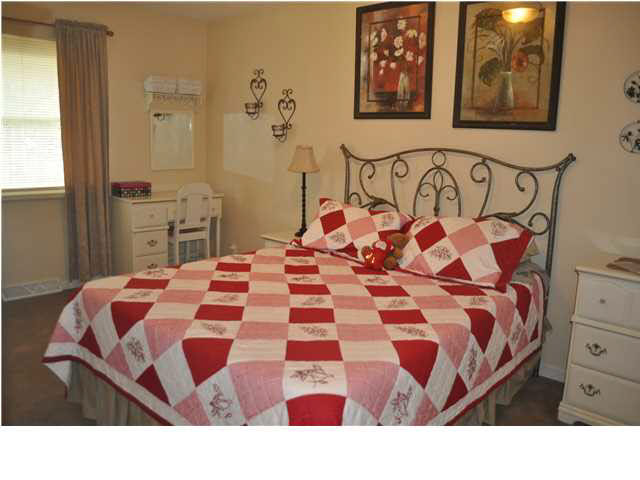 203 Spruce Ln, Dale, IN 47523 photo 8