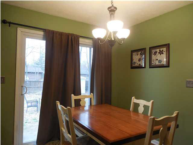 512 N Ohio St, Chandler, IN 47610 photo 11