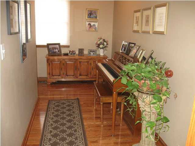 750 Fischer St, Troy, IN 47588 photo 9