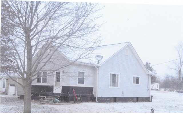 856 3rd St, Plainville, IN 47568 photo 1