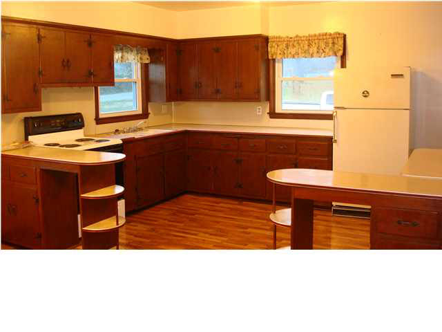 10323 Saint Wendel Rd, Evansville, IN 47720 photo 2