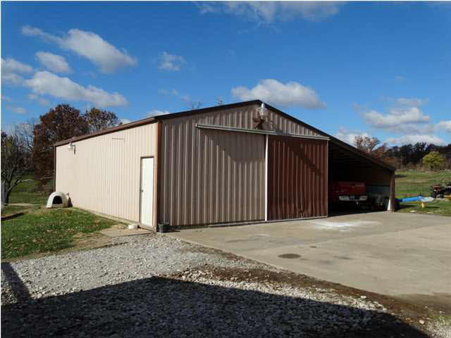 2719 S 1250 E, Oakland City, IN 47660 photo 12