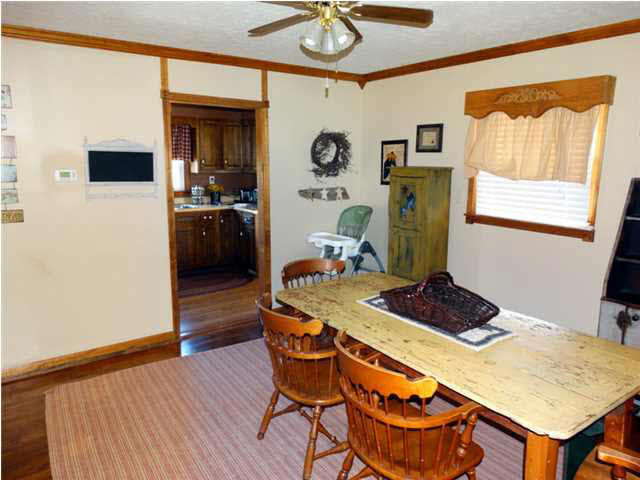 2719 S 1250 E, Oakland City, IN 47660 photo 5