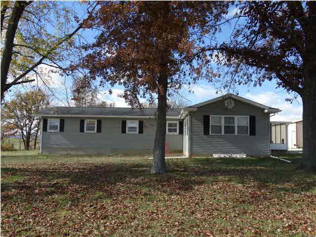 2719 S 1250 E, Oakland City, IN 47660 photo 16