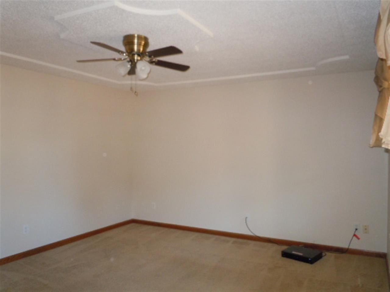 5599 Maple Ln, Newburgh, IN 47630 photo 8