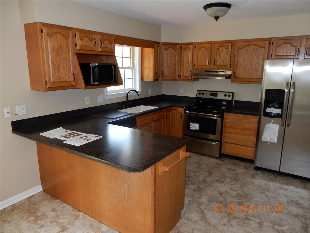 174 Ashbury Ct, Jasper, IN 47546 photo 2
