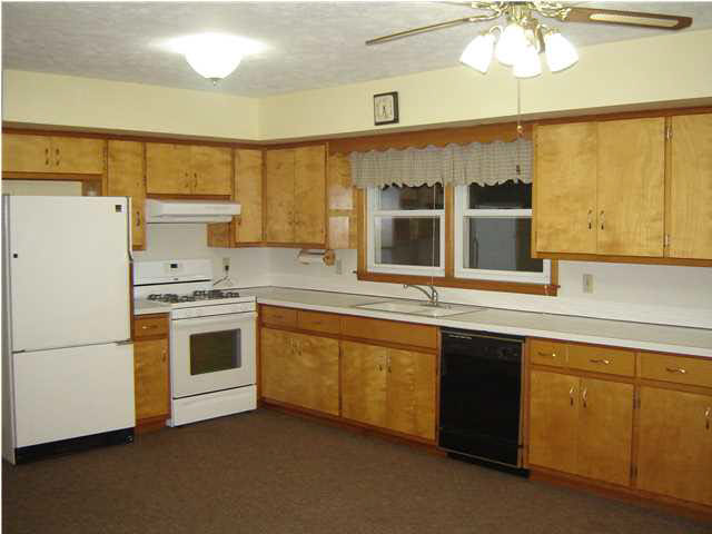 16220 Big Cynthiana Rd, Evansville, IN 47720 photo 3