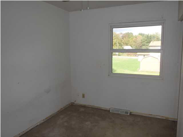 2301 Beech Dr, Evansville, IN 47714 photo 10
