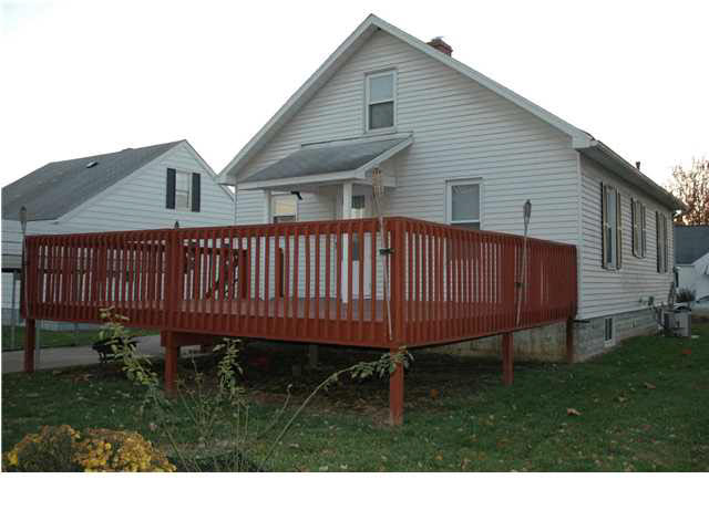 1103 N Geiger St, Huntingburg, IN 47542 photo 2