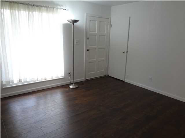 2431 Lexington Rd, Evansville, IN 47720 photo 3