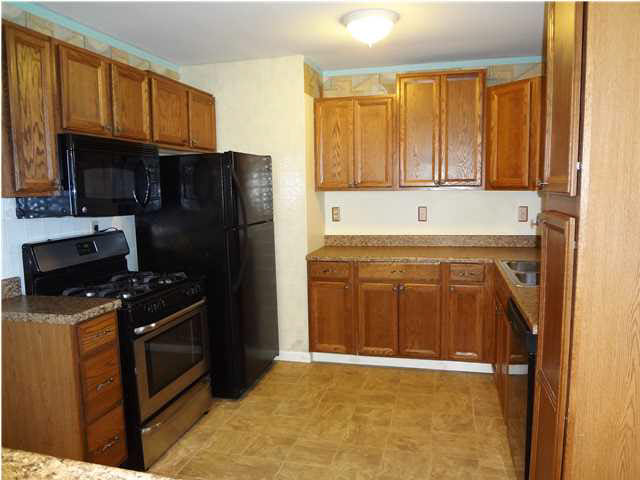 2431 Lexington Rd, Evansville, IN 47720 photo 8