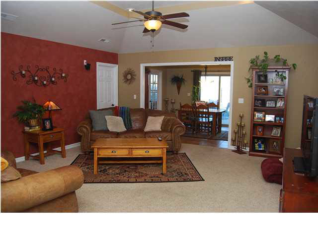 314 W 20th St, Huntingburg, IN 47542 photo 5