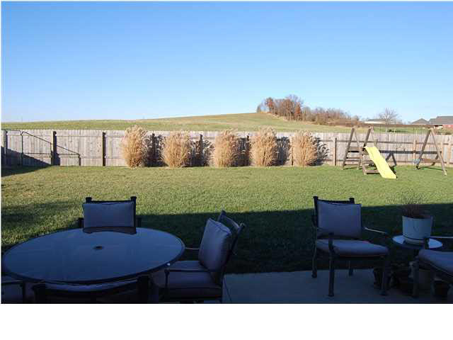 314 W 20th St, Huntingburg, IN 47542 photo 15