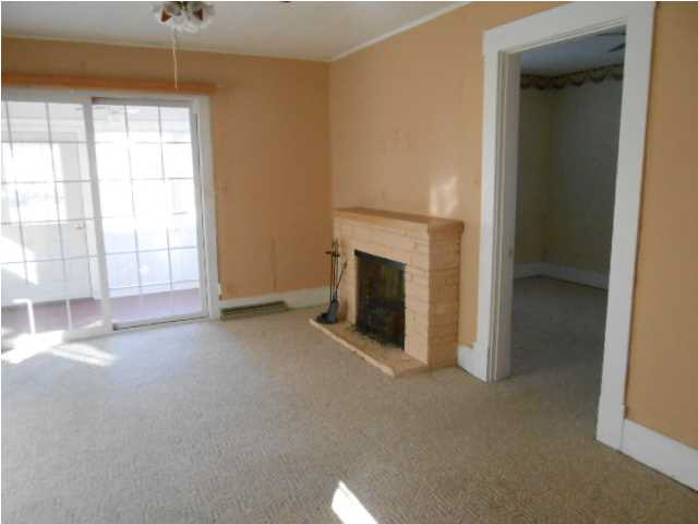 103 W Race St, Odon, IN 47562 photo 8