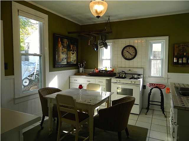 111 Jefferson St, Newburgh, IN 47630 photo 5