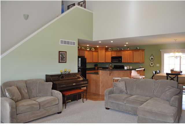 3444 Canyon Dr, Evansville, IN 47711 photo 3