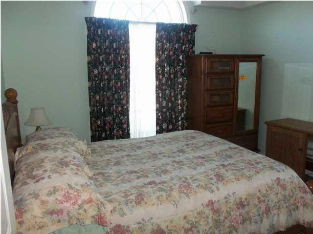 729 W Graham Rd, Washington, IN 47501 photo 6