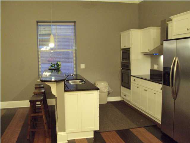 300 Main St #2j, Evansville, IN 47708 photo 9