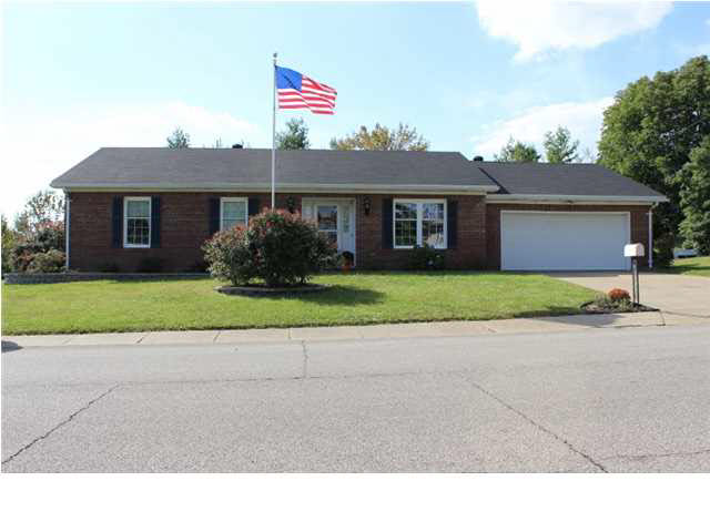 1713 Arrowhead Dr, Boonville, IN 47601 photo 1