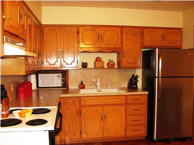 208 N Cale St, Poseyville, IN 47633 photo 8