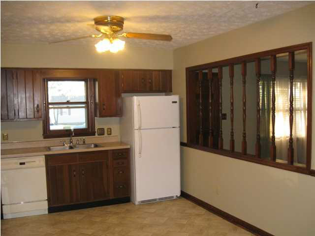 636 22nd St, Tell City, IN 47586 photo 7