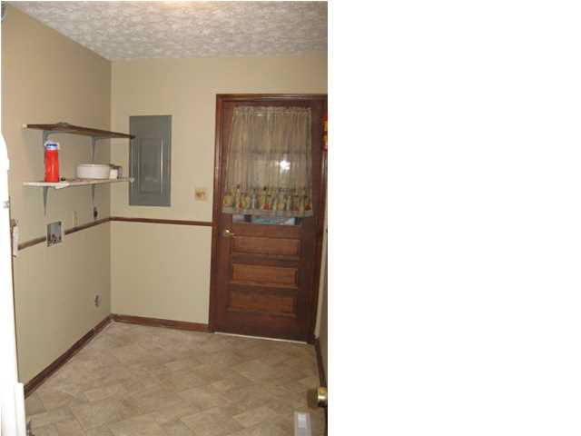 636 22nd St, Tell City, IN 47586 photo 9