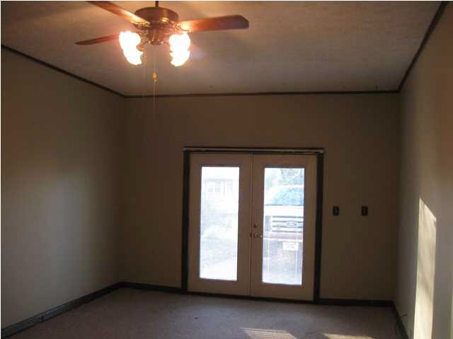 636 22nd St, Tell City, IN 47586 photo 4