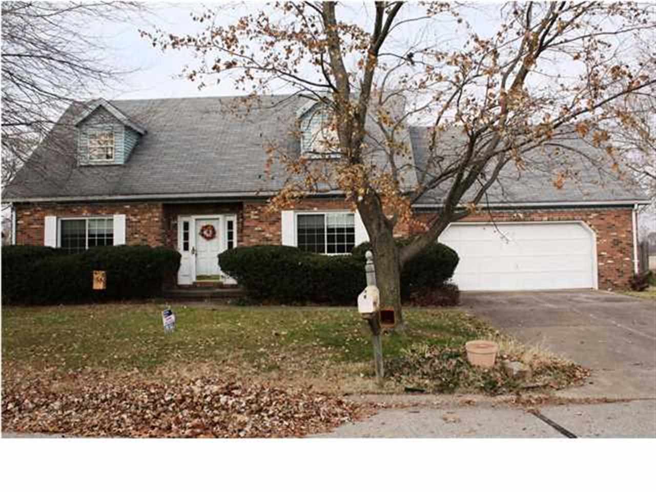 1221 Mockingbird Ln, Mount Vernon, IN 47620 photo 1