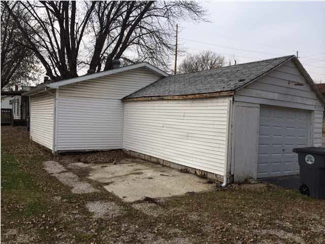 2215 N Heidelbach Ave, Evansville, IN 47711 photo 3