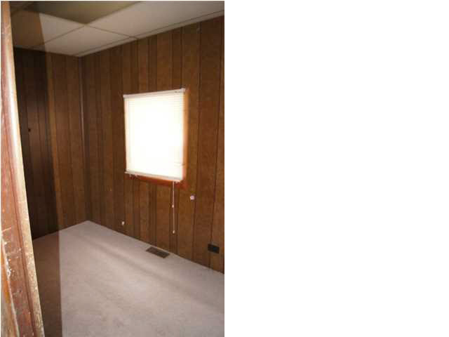 2215 N Heidelbach Ave, Evansville, IN 47711 photo 15
