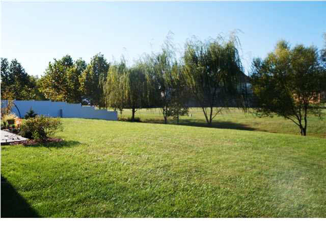 2555 Meadowcrest Dr, Newburgh, IN 47630 photo 29