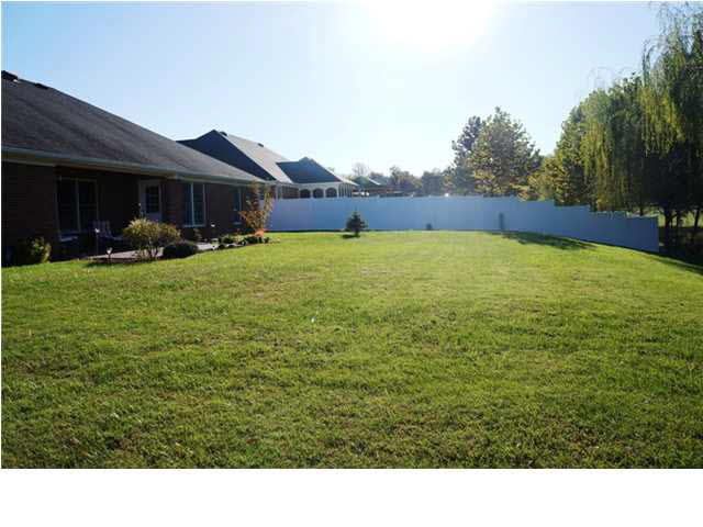2555 Meadowcrest Dr, Newburgh, IN 47630 photo 28