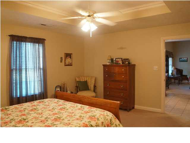 2555 Meadowcrest Dr, Newburgh, IN 47630 photo 13