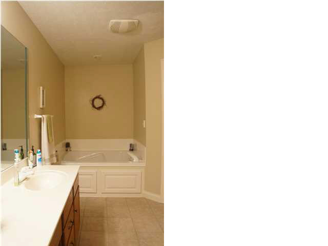 2555 Meadowcrest Dr, Newburgh, IN 47630 photo 18